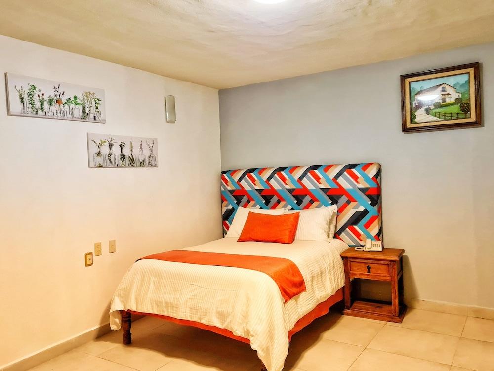 Hotel Jardines Del Carmen Сан-Кристобаль-де-Ла-Касас Экстерьер фото
